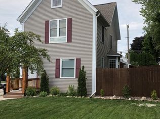 162 E Washington St #A, West Bend, WI 53095