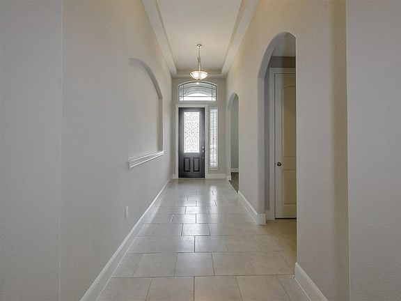5th image of 12509 Cumberland Dr