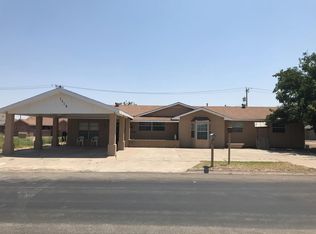 1510 S Plum St, Pecos, TX 79772
