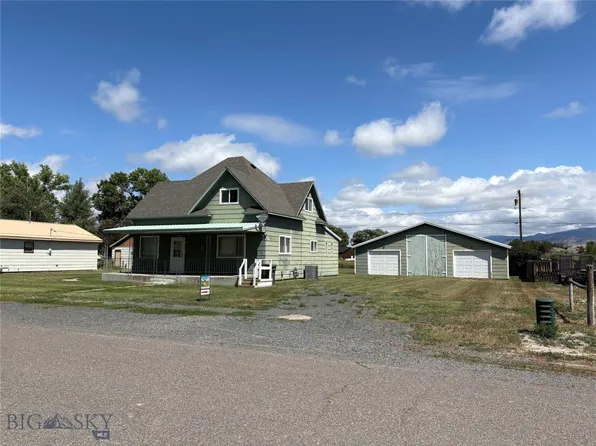 209 2nd St E, Whitehall, MT 59759