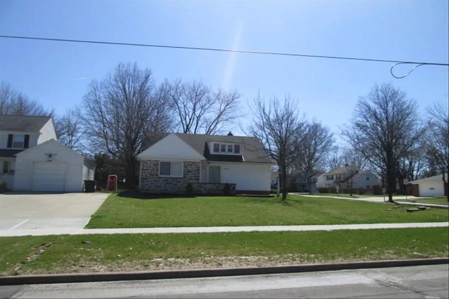 23604 Cedar Rd photo 1