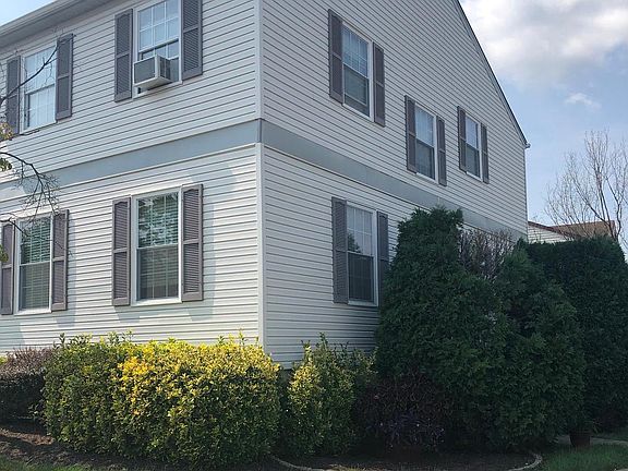 2nd image of 362 Harry S Truman Dr Unit 252