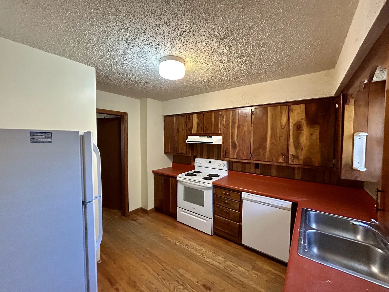 723 Locust Street - 1 — Photo 4