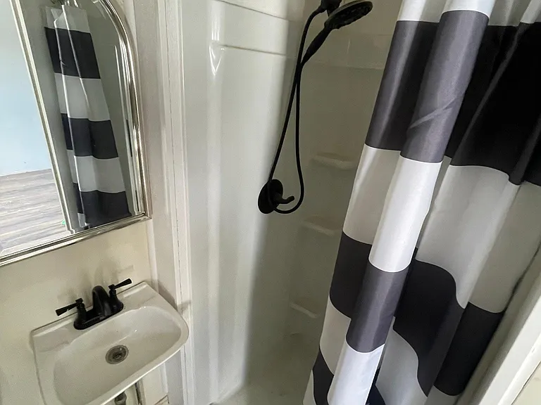 303 Washington St #3 — Photo 5