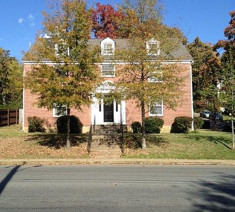 Front of building from Kavanaugh