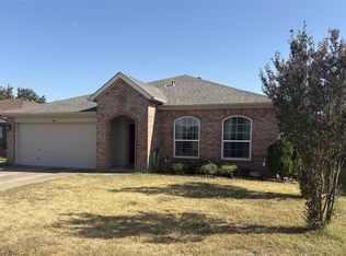 3446 Charing Cross Rd, Midlothian, TX 76065
