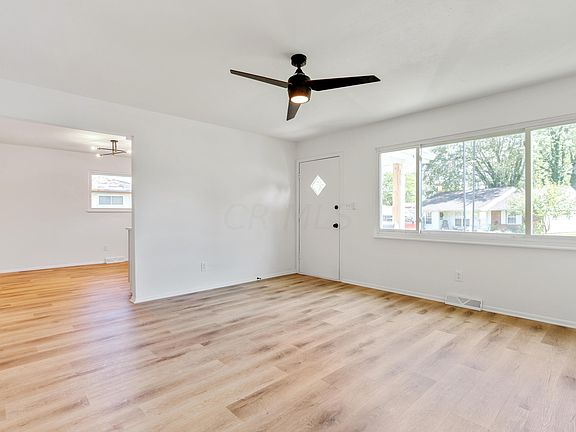 3rd image of 469 Deerwood Ave E