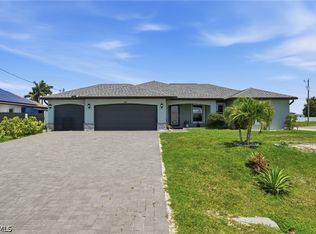 1201 NW 14th Pl, Cape Coral, FL 33993