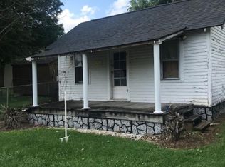 137 Mona St, North Tazewell, VA 24630
