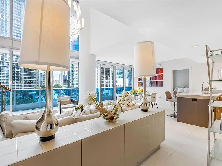 200 Biscayne Boulevard Way #504 — Photo 2