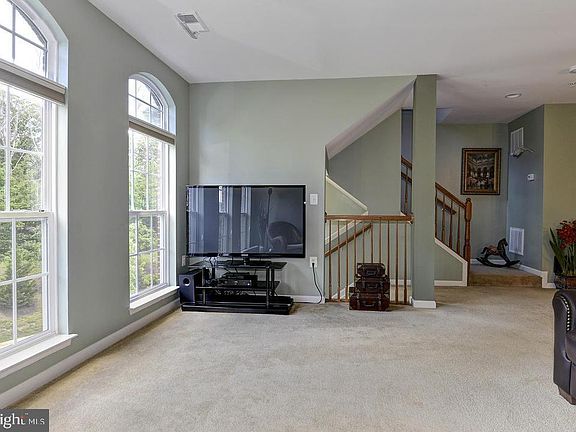 4th image of 6068 Aster Haven Cir #132