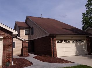 5555 Duchesne Parque Dr, Saint Louis, MO 63128