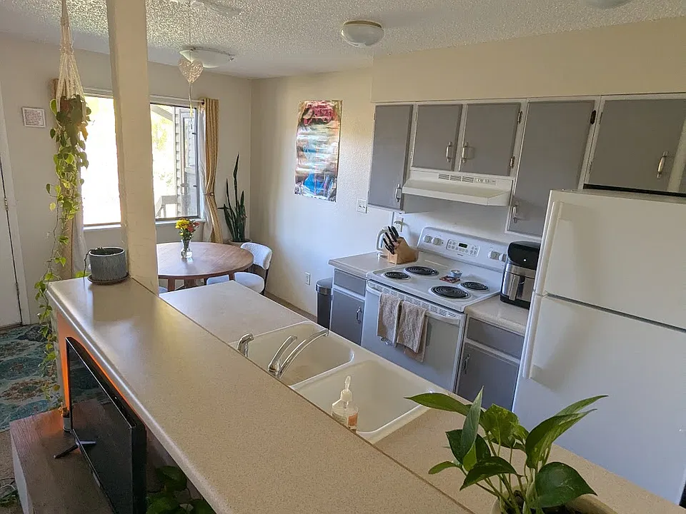 1705 Heatheridge Rd #D302