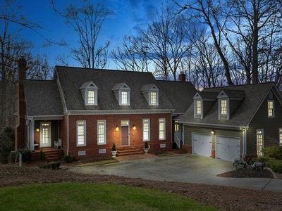 740 Valley Summit Dr, Roswell, GA, 30075