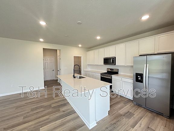 4th image of 13132 Himalaya Cir