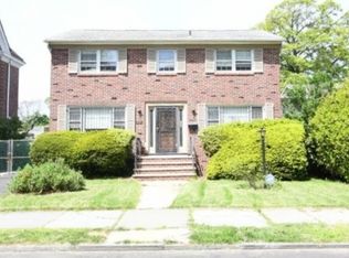 482-484 Parker St, Newark, NJ