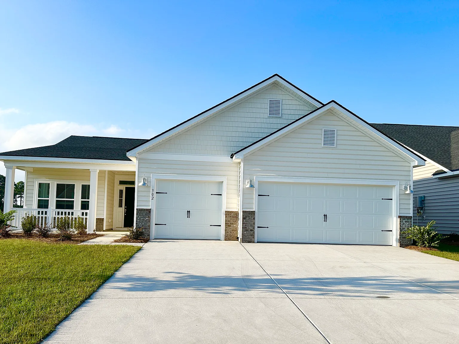 302 Augusta Green Way — Photo 1