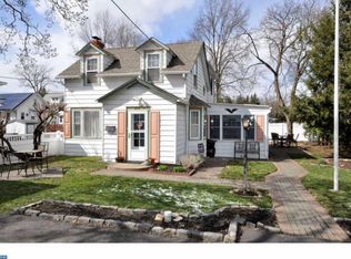 814 Burlington Ave, Delanco, NJ 08075