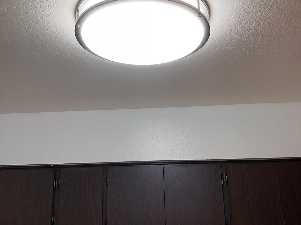 2nd image of 7527 W Glenn Dr APT 2
