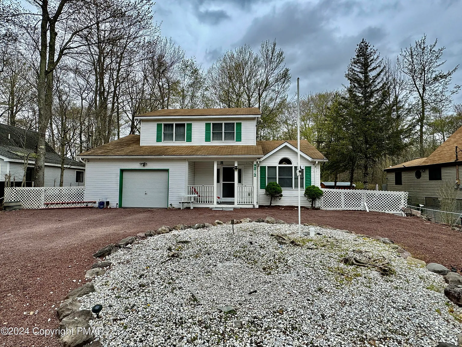 955 Country Place Dr photo 1