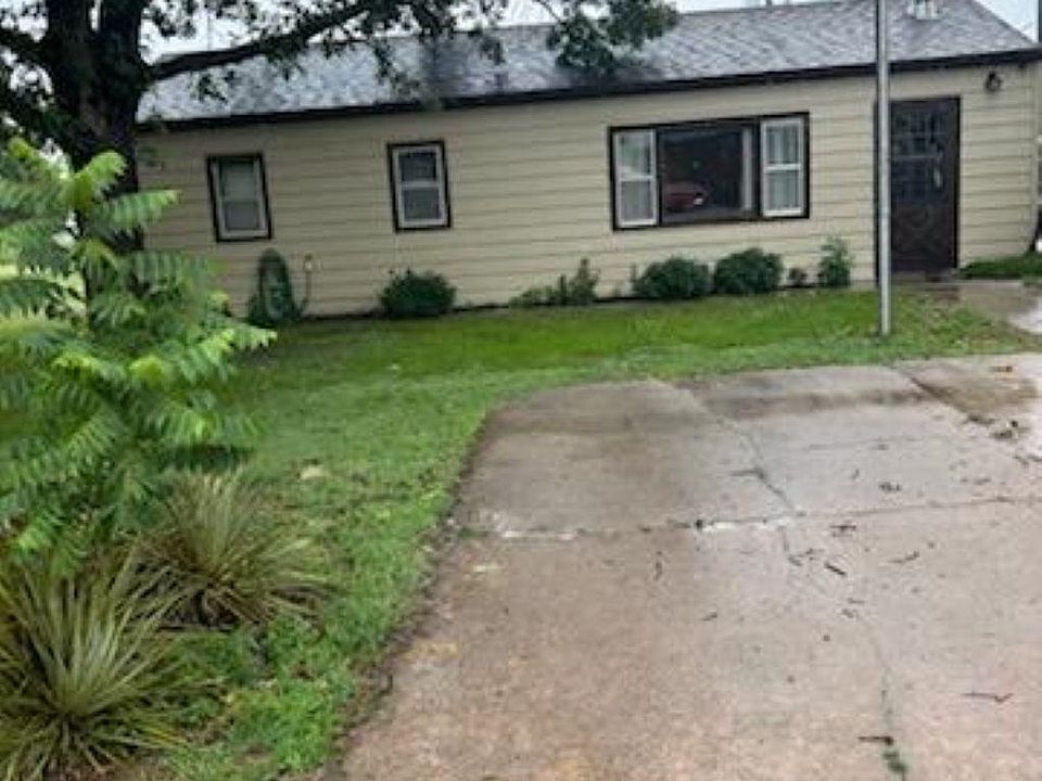 1st image of 1301 Missouri Ave
