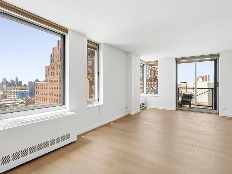 270 W 17th St #17G — Photo 2