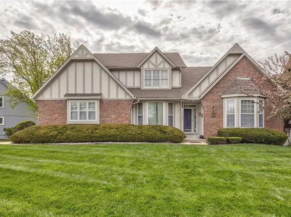 12301 Birch St, Overland Park, KS 66209