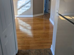 851 Carew St #3, Springfield, MA 01104