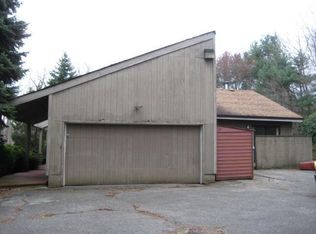 337 Woodbury Rd, Woodbury, NY 11797