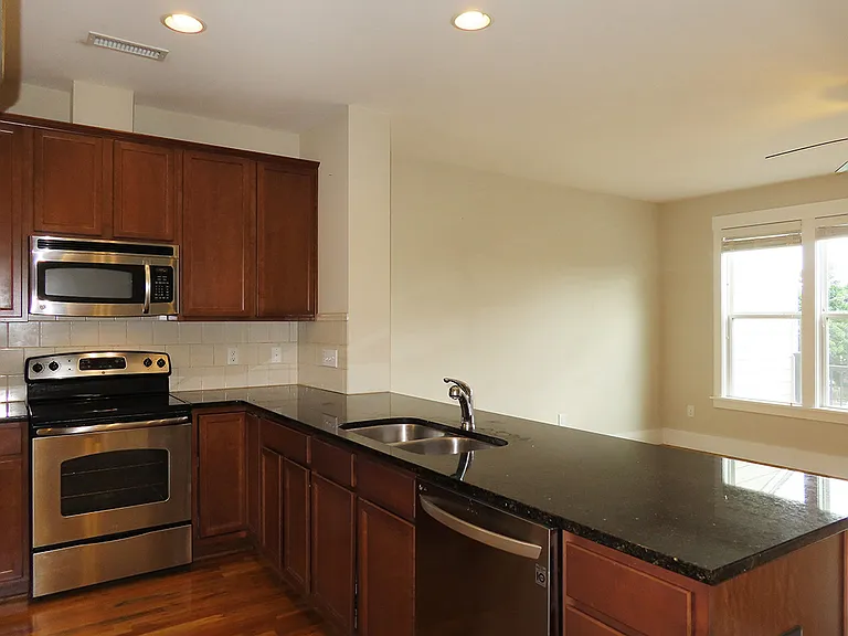 35 Winkler Way — Photo 9