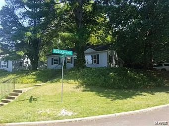 930 Brookside Ave photo 1