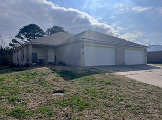 2430-2432 N Jeremiah Pl, Fayetteville, AR 72704