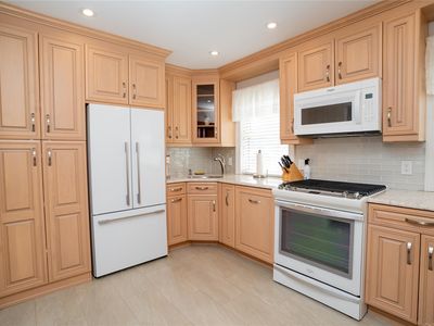 25328 60th Avenue #631, Little Neck, NY, 11362