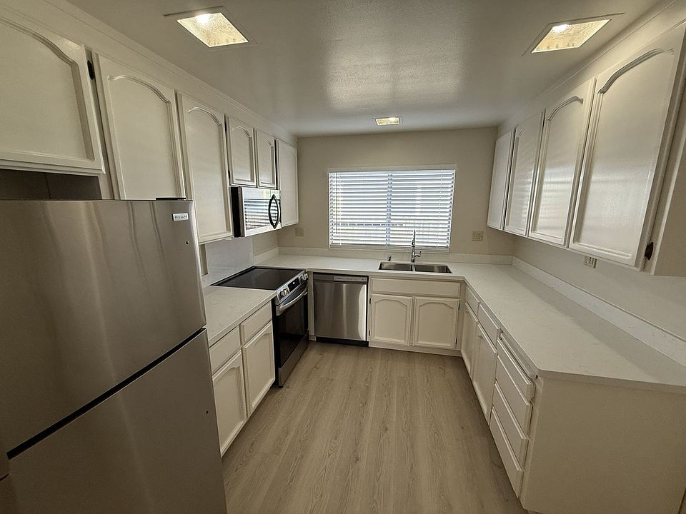 1st image of 17255 Markross Ct #1
