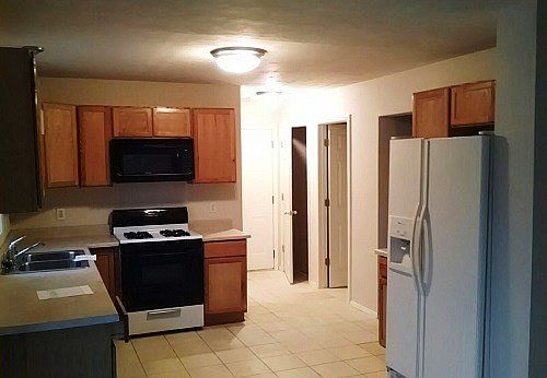 4th image of 9220 Segunda Ln