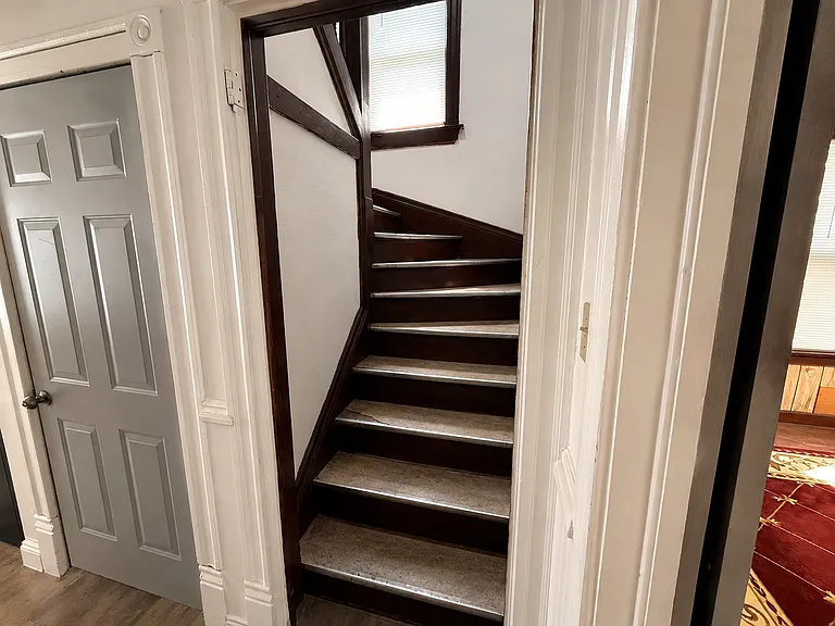 Stairway to upstairs