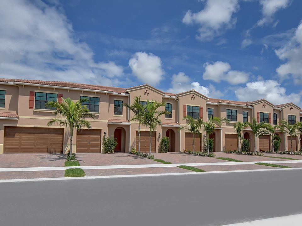 Luxurious Townhomes
