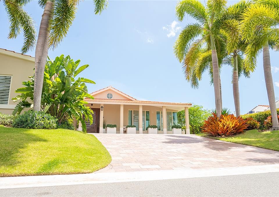 1st image of 302 CAMINO DE LOS CEDROS