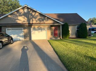 1377 Top Rd, Erie, PA 16505