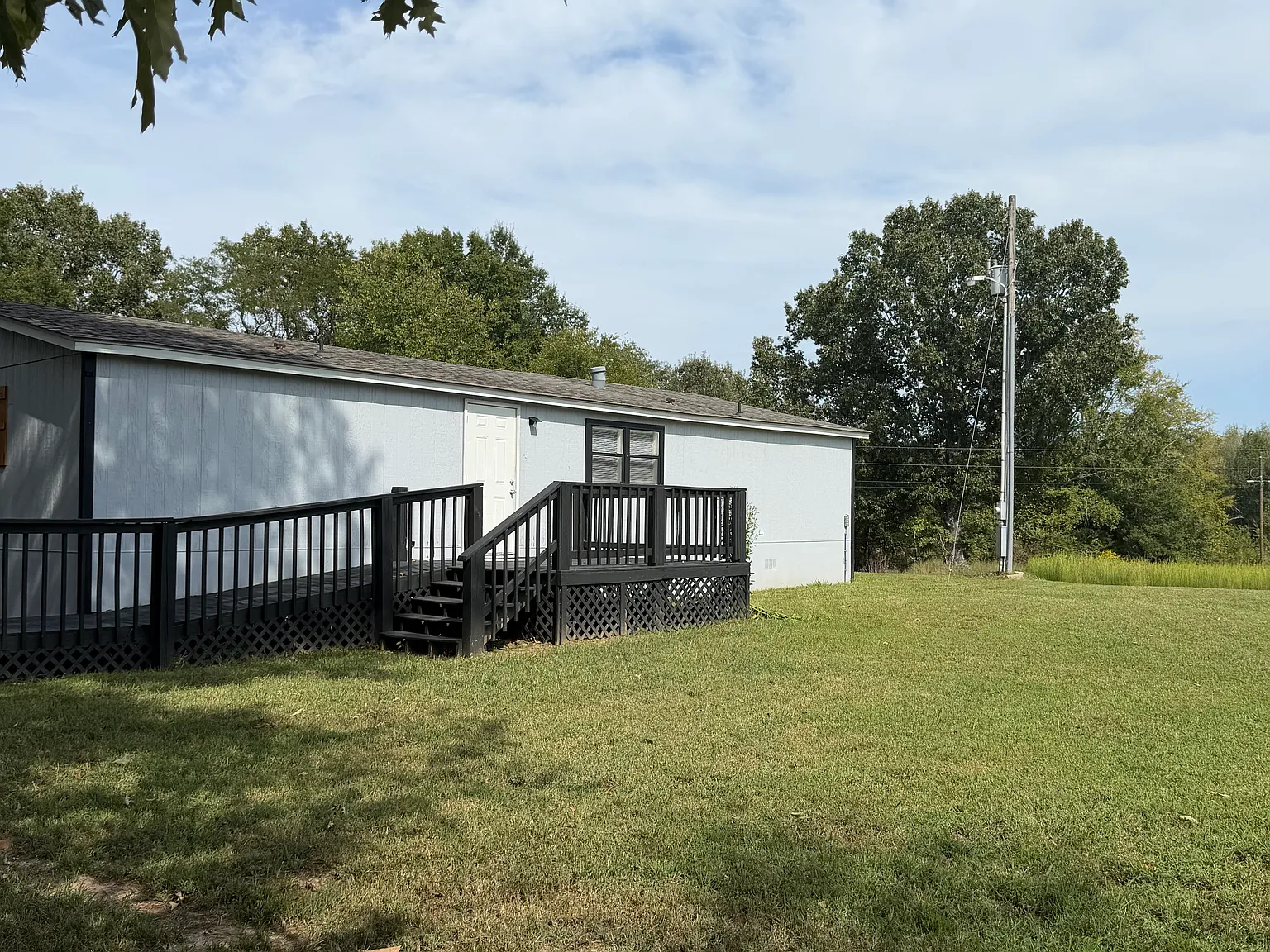 3 bed, 1456 sqft, $1,588 — Photo 4
