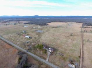 42827 N Meadow Ln, Wister, OK 74966