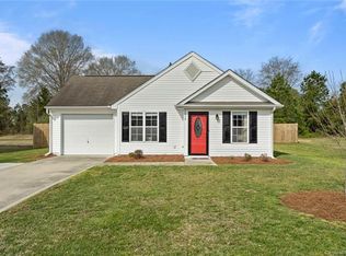 4058 W Fairmeadow Dr, Lancaster, SC 29720