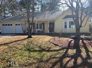 4135 Fox Chase Dr, Loganville, GA 30052