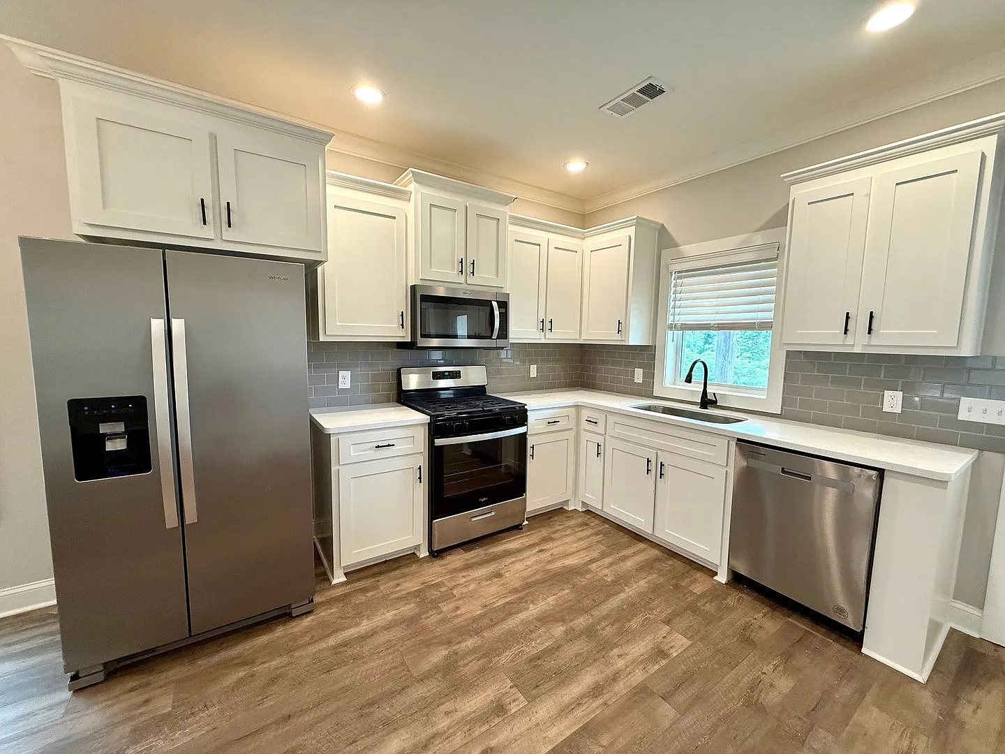 330 Orion St. — Photo 4