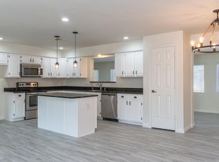 2434 E Jensen St, Mesa, AZ 85213