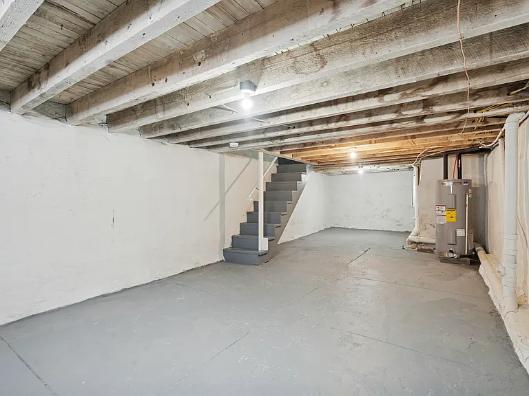 1516 S Ringgold St — Photo 15