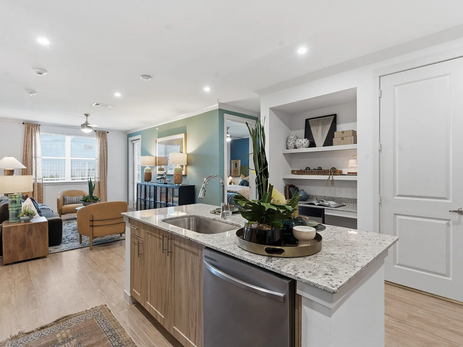 The Westlyn — Photo 2