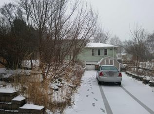 1021 Troy Dr, Madison, WI 53704