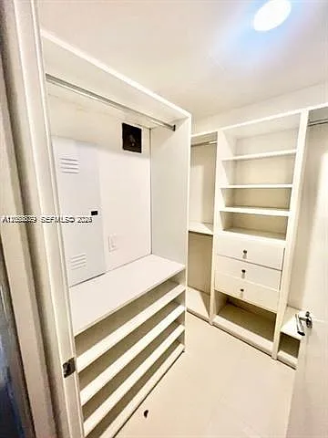 2950 NE 188th St #231 — Photo 12