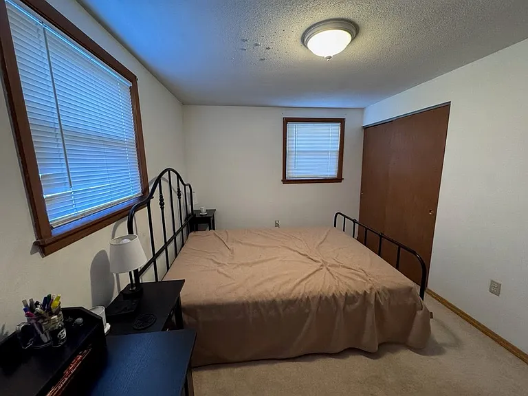 1 Cayuga Dr — Photo 20